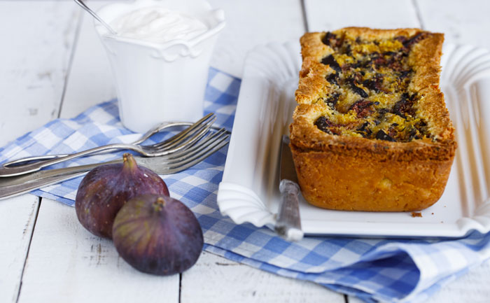 Cake à la banane et aux figues sans gluten