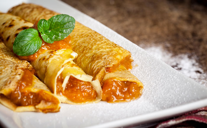 Crêpes sans gluten fourrées pomme-caramel au beurre salé